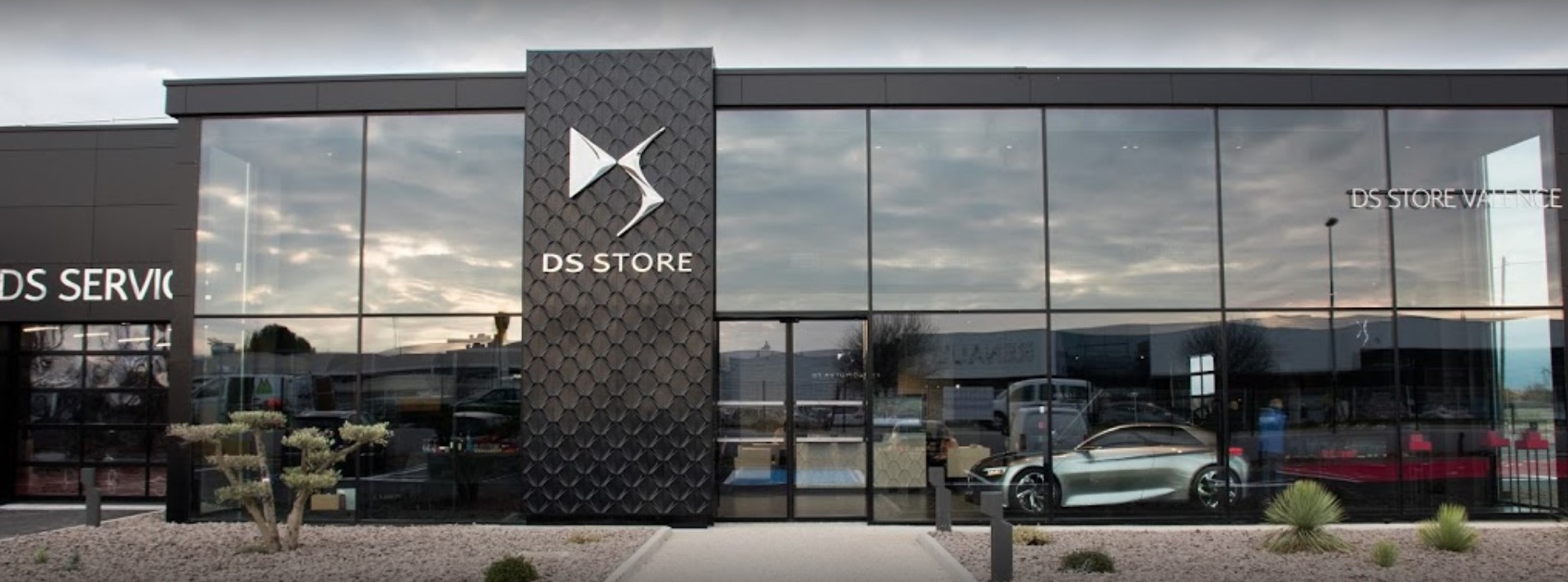 DS STORE VALENCE